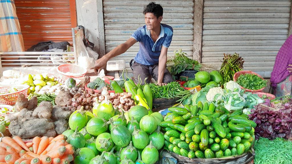 ‘৭০% খাবারে ক্ষতিকর কীটনাশক ব্যবহার হচ্ছে’