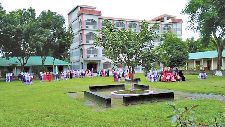 নারীশিক্ষা বিস্তারে অনন্য ভূমিকায়