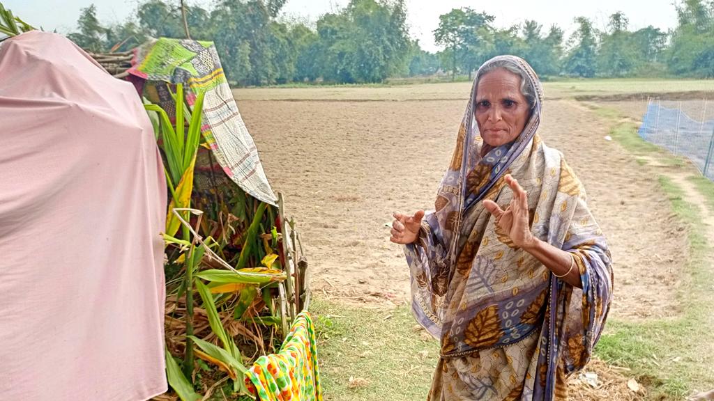 বাংলাদেশের সীমানায় ঢুকে বৃদ্ধাকে মারধর করেছে বিএসএফ