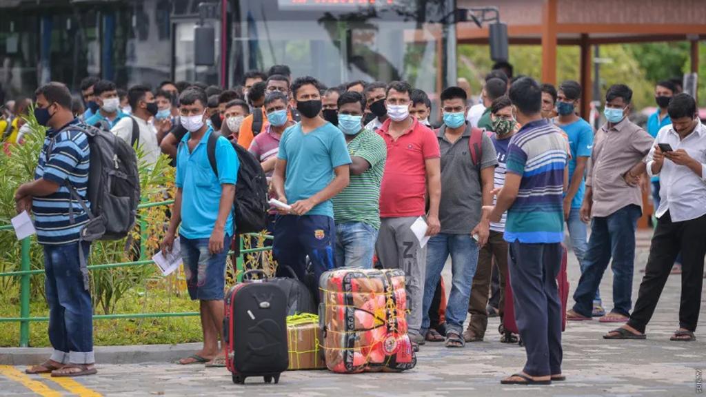 বাংলাদেশ থেকে লাখের বেশি শ্রমিক নেওয়ার পরিকল্পনা মালদ্বীপের