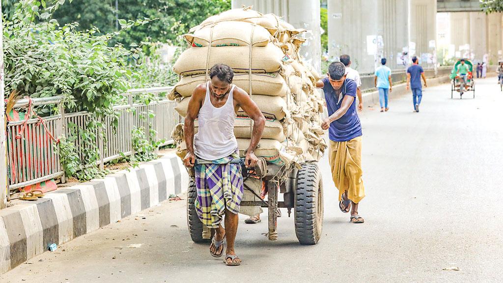 পুনরুজ্জীবিত হওয়ার আশায় ঘুণেধরা পুঁজিবাজার