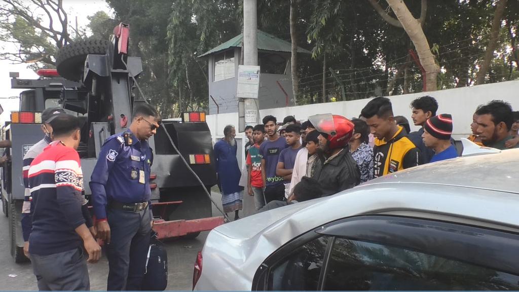 সাতক্ষীরায় ট্রাক-প্রাইভেট কার সংঘর্ষে ২ ভারতীয় নাগরিক নিহত