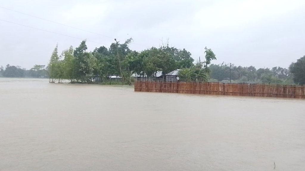 টানা বর্ষণ ও উজানের পানিতে কুলাউড়ায় ২০ গ্রাম প্লাবিত