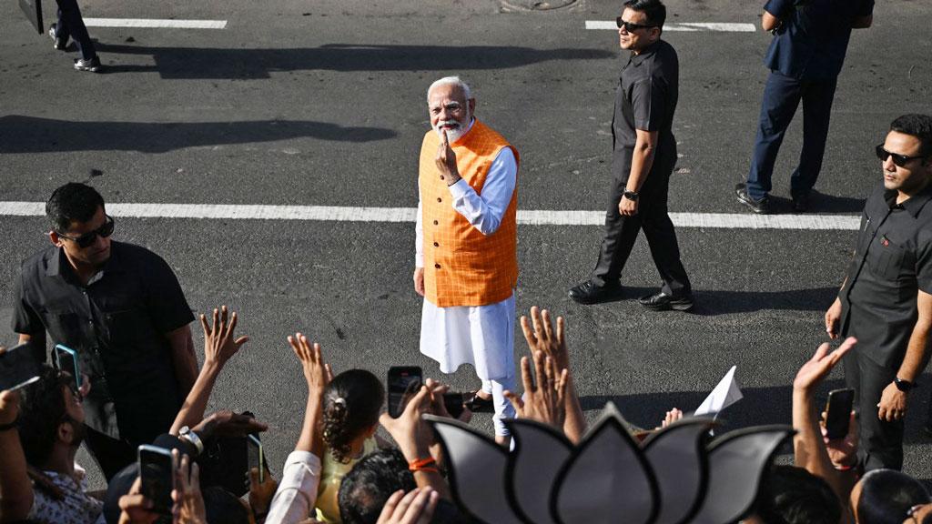 লোকসভায় নিরঙ্কুশ সংখ্যাগরিষ্ঠতা পেতে যেসব কৌশল নিয়েছে মোদির বিজেপি