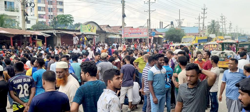 গার্মেন্টস শিল্পে অসন্তোষ দমনে কঠোর অবস্থানে যাচ্ছে সরকার