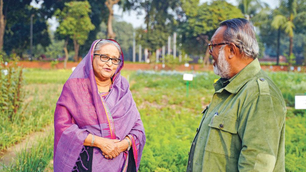 ‘হৃদয়ে মাটি ও মানুষ’-এ প্রধানমন্ত্রীর ফসলি উঠোন