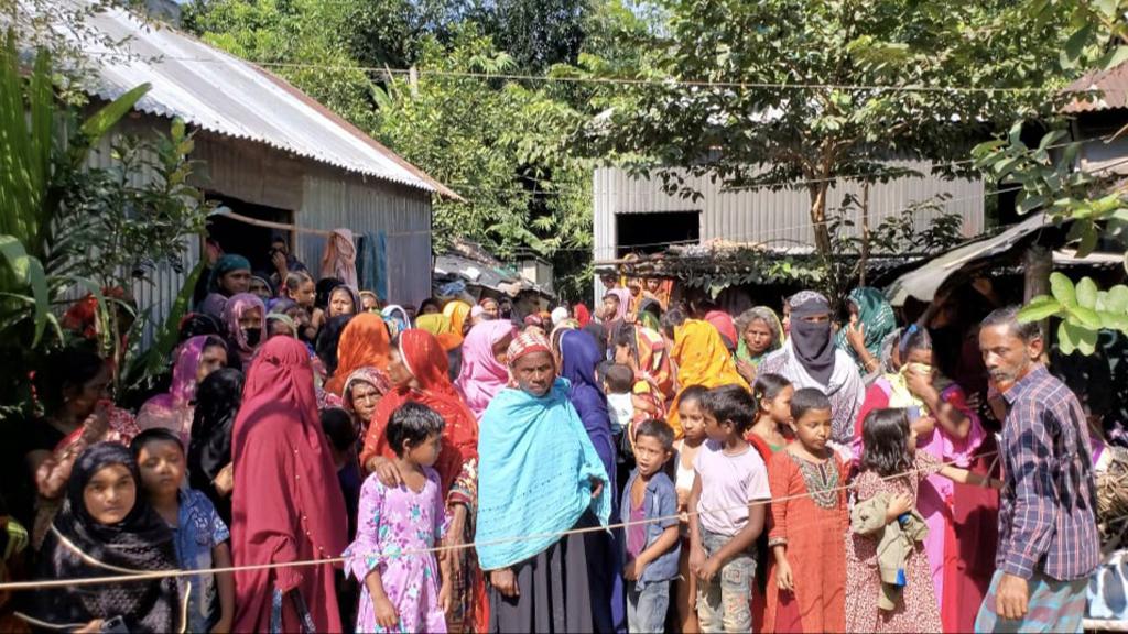 হোসেনপুরে সৌদিপ্রবাসীর স্ত্রী ও দুই মেয়ের মরদেহ পড়ে ছিল বিছানায়