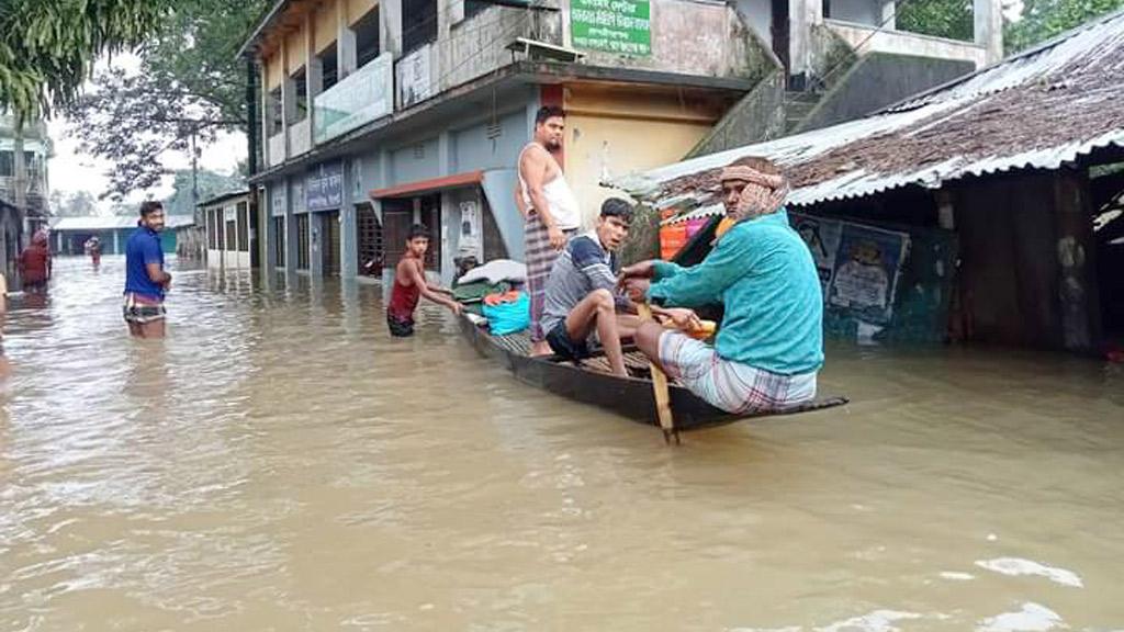 নিম্নাঞ্চলে মানুষের দুর্ভোগ