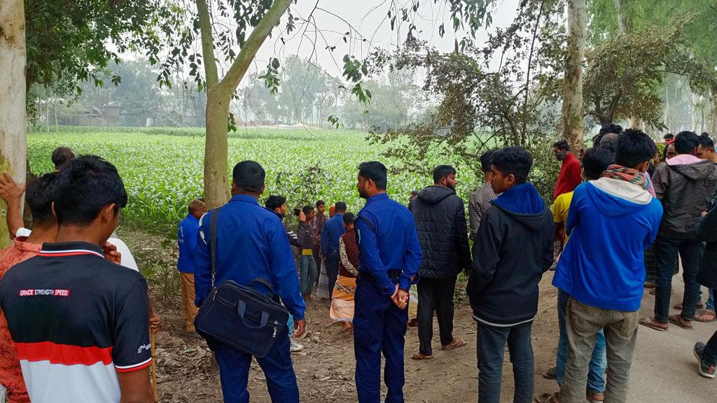 হাতীবান্ধায় ভুট্টাখেত থেকে নবজাতকের মরদেহ উদ্ধার