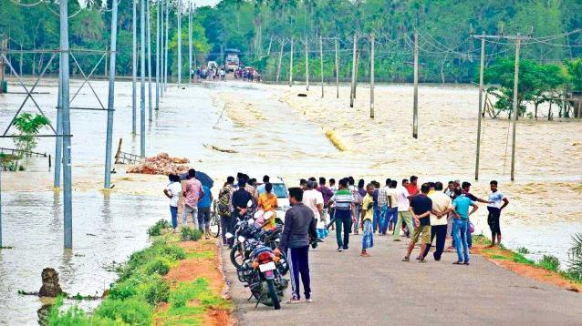 আসামে ভয়াবহ বন্যায় নিহত ৬, বাস্তুচ্যুত সাড়ে ৩ লাখ মানুষ