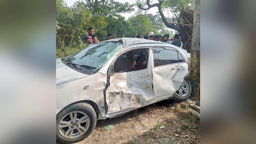 বাগেরহাটে প্রাইভেট কার-মোটরসাইকেল সংঘর্ষে ২ যুবক নিহত