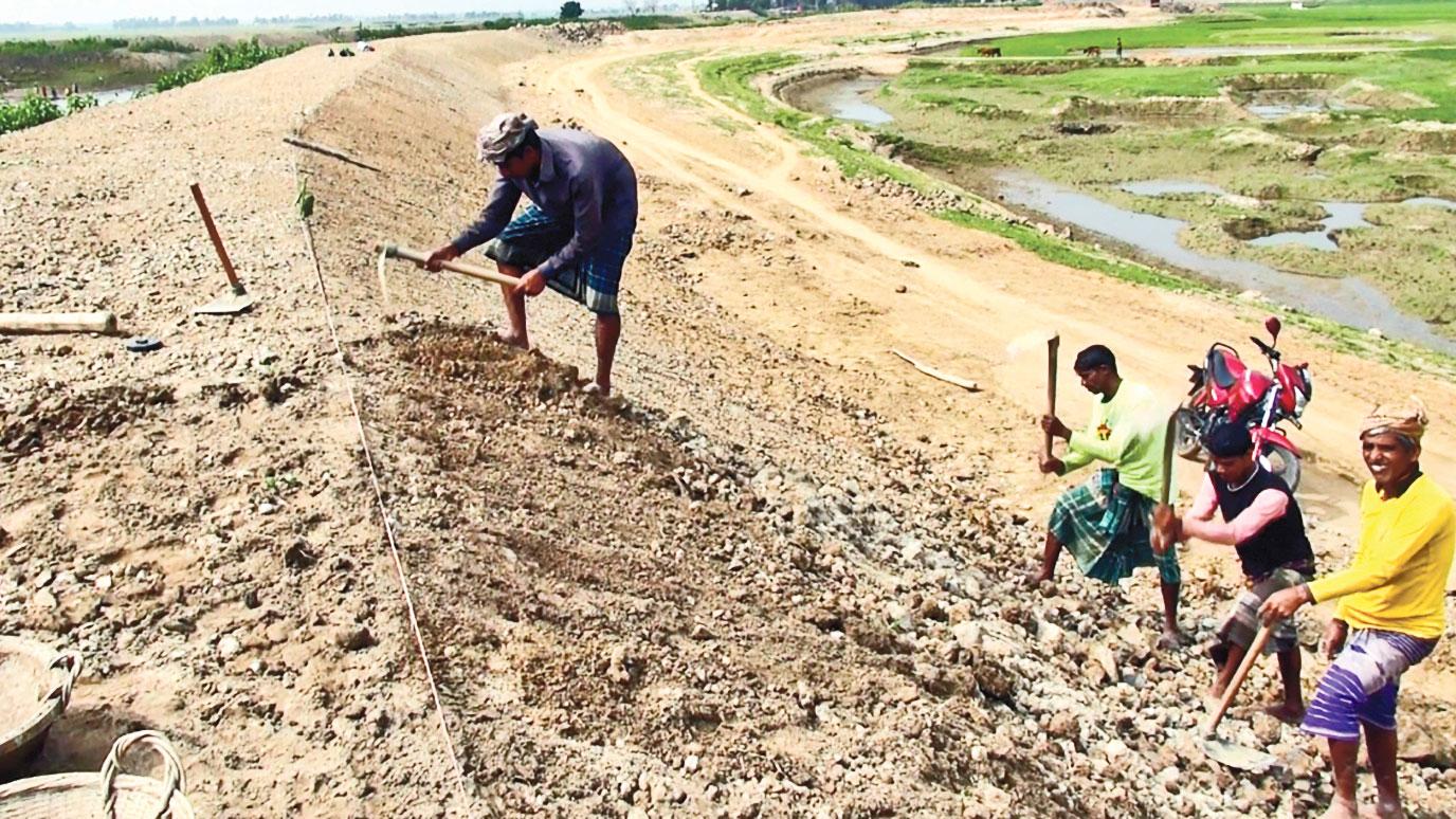 কাজ শেষ হওয়ার আগেই মেয়াদ শেষ প্রকল্পের