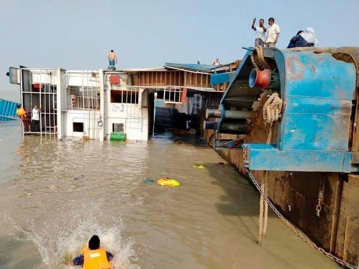 ফেরিডুবির ঘটনায় ৭ সদস্যের তদন্ত কমিটি